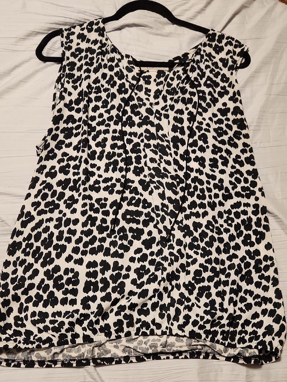 LOFT Black and White Leopard Print Sleeveless Camisole